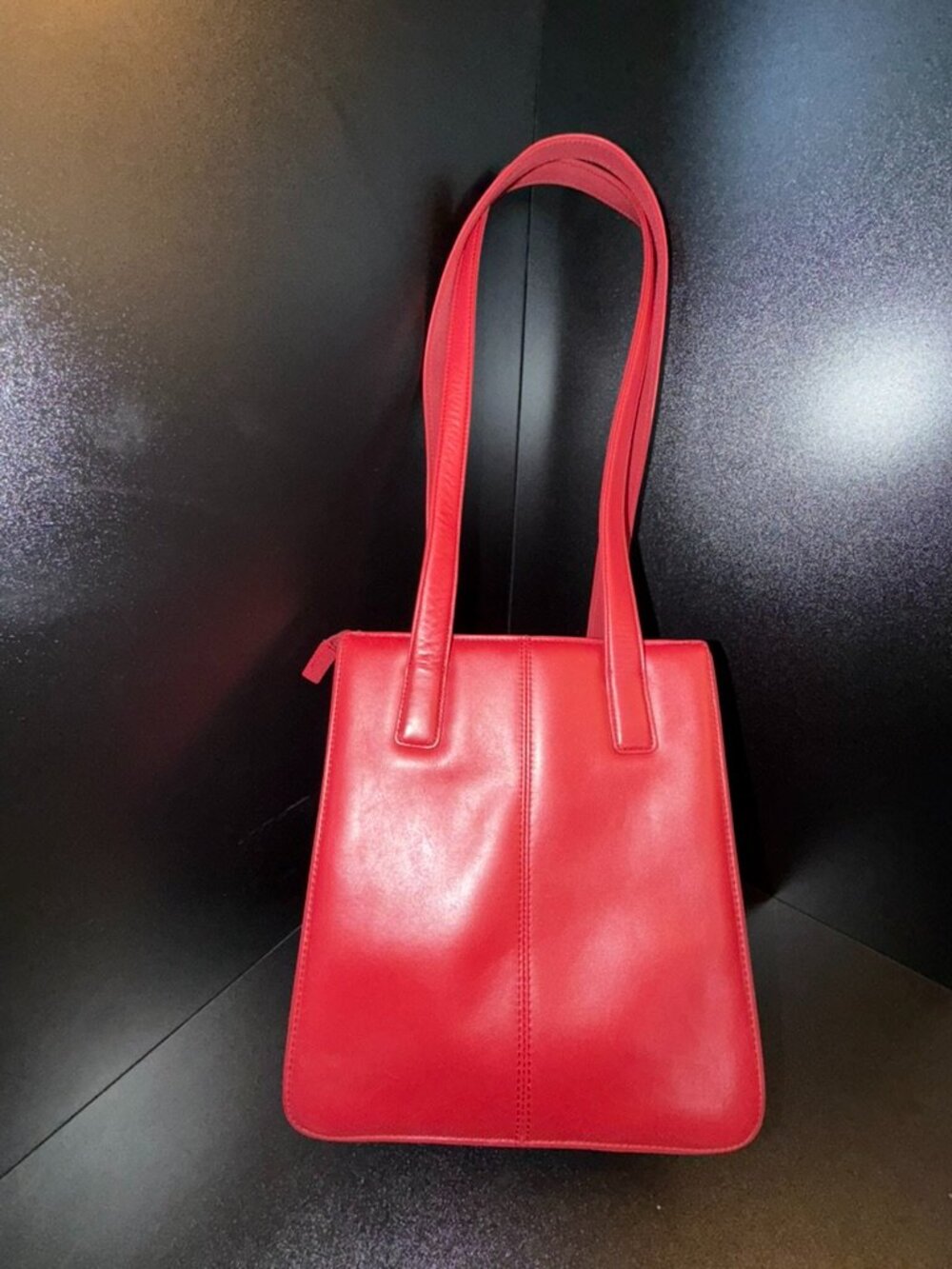 Jones New York Red Leather Zip Top Shoulder Tote Purse Classic Minimalist Bag - Picture 6 of 7